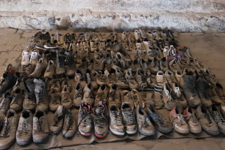 Mexicans Searching For Missing Relatives Find Bones, Shoes At Possible Mass Killing Site