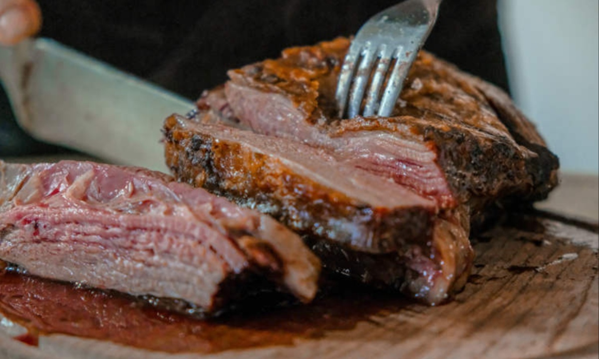 China’s Counterfeit Meat Crisis Grows as Fox and Raccoon Carcasses Sold as Beef and Mutton