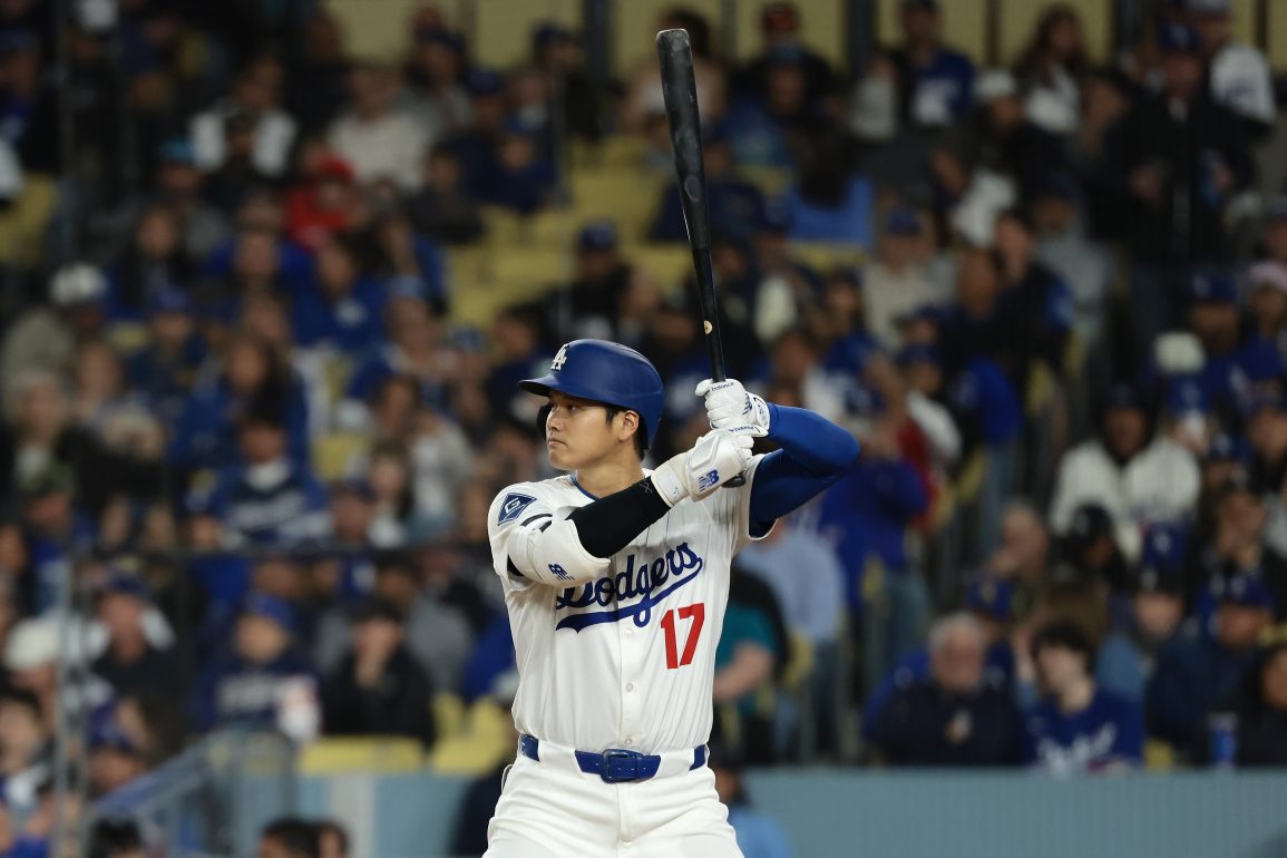 Young Fan Catches Ohtani’s First Homer of Season in Magical Tokyo Dome Moment