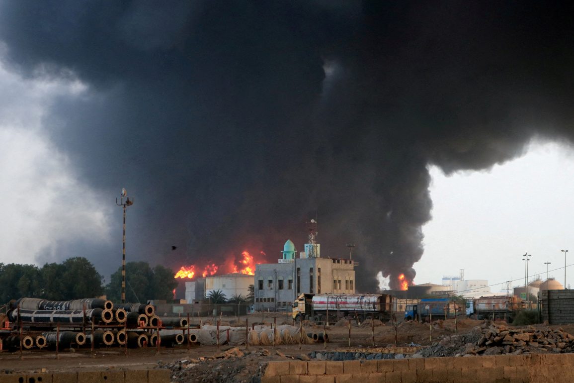 Israel Strikes Yemeni Ports, Warns Houthi Leaders as Missile Attacks Persist and Tensions Escalate