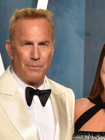 Kevin Costner Steps Back Into the Spotlight With Flirty Night Out Following Divorce