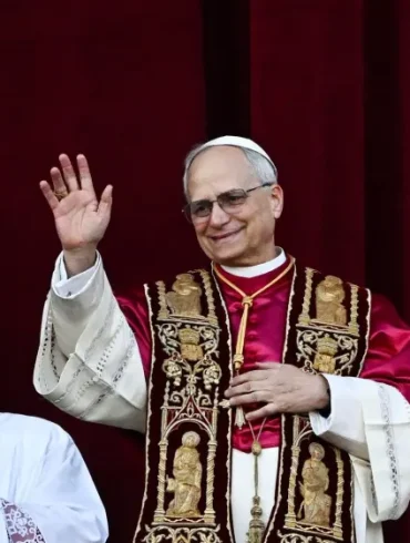 Pope Leo XIV Makes History as First American Pontiff, Blending U.S. Roots with Latin American Mission
