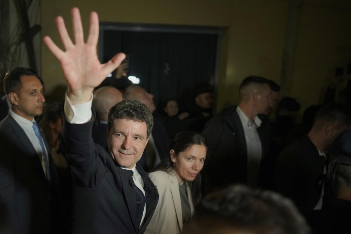 Pro-EU Centrist Nicușor Dan Wins Romanian Presidency, Defeating Far-Right Simion in Pivotal Election
