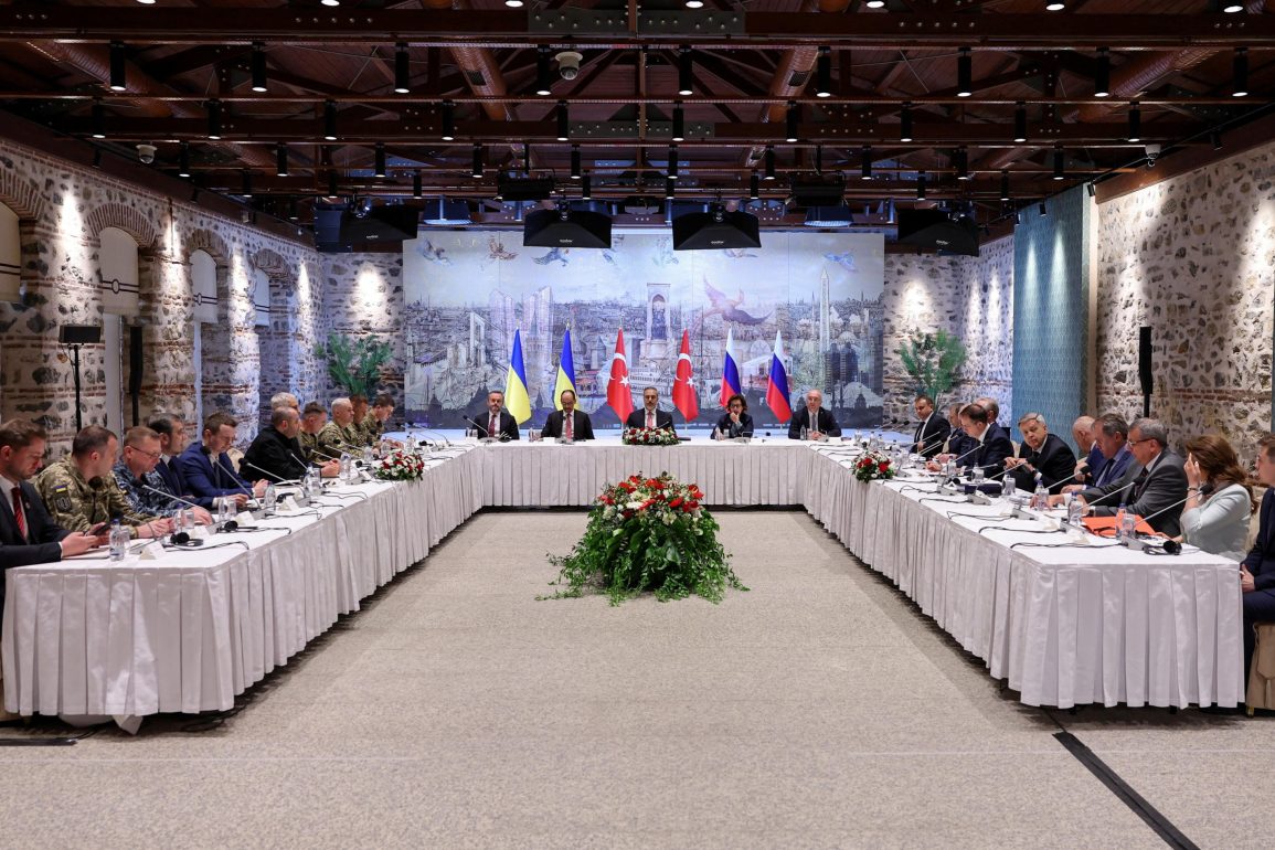 Russia-Ukraine Peace Talks Yield Prisoner Swap but Stall on Ceasefire as Tensions Persist